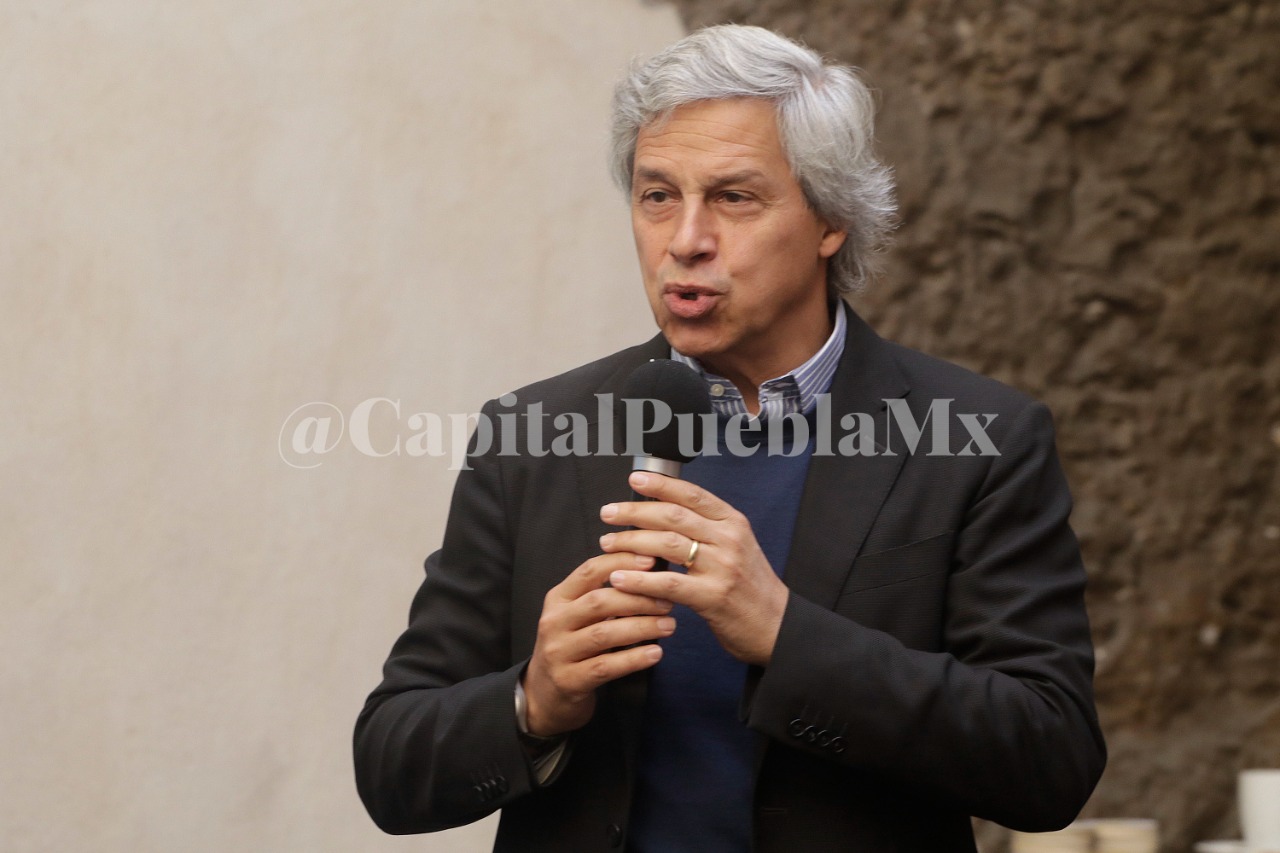 Dice Claudio X González no tener candidato en Puebla, pero ve bien a Eduardo Rivera Capital Puebla