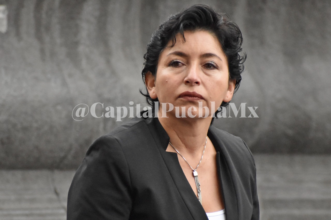 Consuelo Cruz Galindo, justificó su viaje al extranjero. Capital Puebla