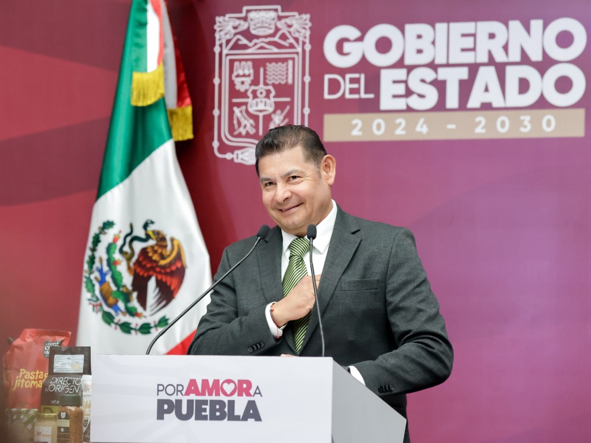 Gabriela y Carla tienen capacidad para debatir:&nbsp;Armenta
