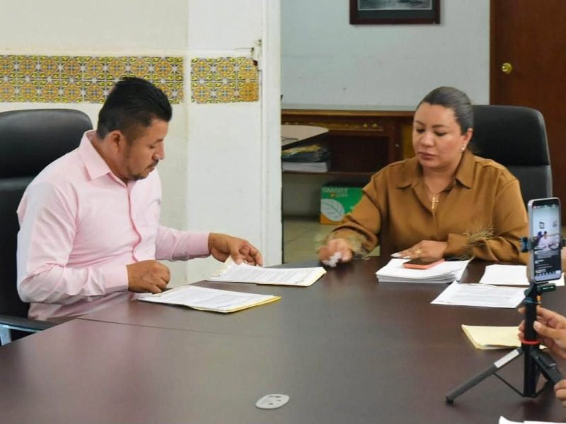 Regidores y alcaldesa de Acatlán ya son&nbsp;incompatibles