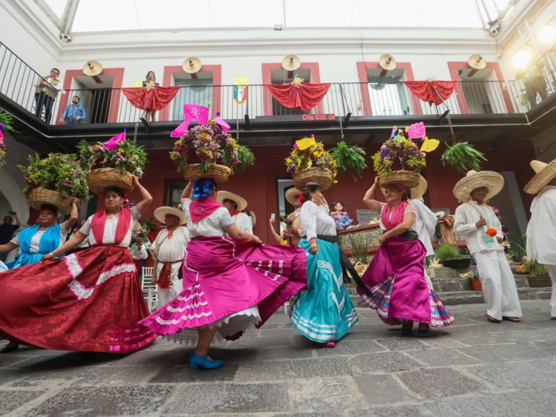 Huey Atlixcáyotl, 61 años preservando las raíces y tradiciones de&nbsp;Puebla
